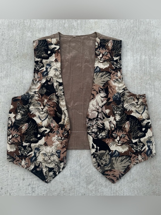 Jackets & Blazers - Vintage Embroidered Cat Vest